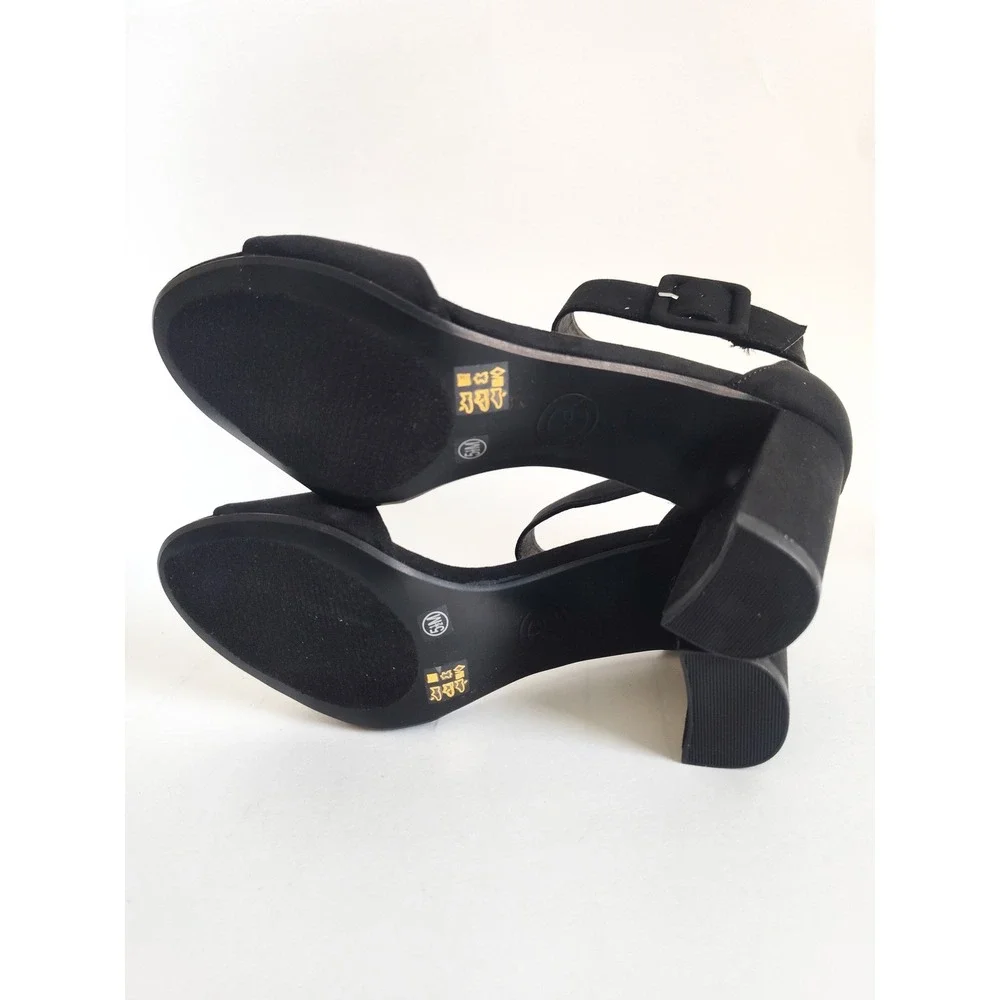 New Chinese Laundry Sandals 6.5 Black Block Heel Ankle Strap Buckle Minimalist